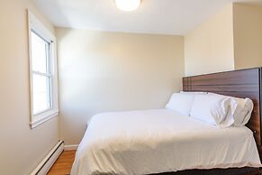 Chestnut Hill Apts by Starlight Suites