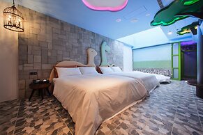 Chen He Spa Motel