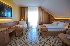 Hotel Polaris