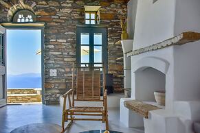 Living Theros Luxury Suites