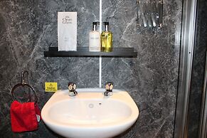 Pitfaranne Guest House