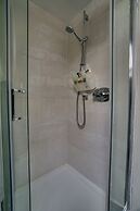 Pitfaranne Guest House