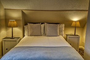 Pitfaranne Guest House