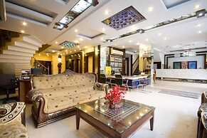 Comfort Room Shiv Dev Int