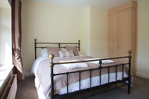 The George Carvery & Hotel