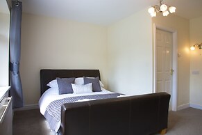 The George Carvery & Hotel