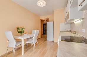 Apartment on Orbeli 17