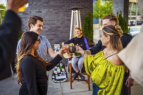 Hyatt Place Milwaukee/Downtown