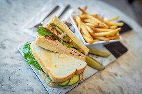 Hyatt Place Milwaukee/Downtown