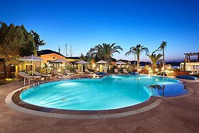 Fİ Light Solto Boutique Beach