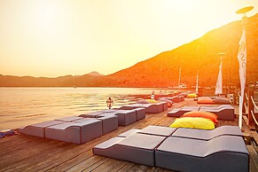 Fİ Light Solto Boutique Beach