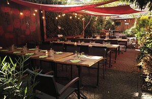 Hotel Restaurant Aux Deux Roses