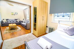 City view flat at Liverpool st Brick Ln