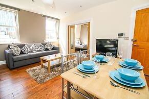 City view flat at Liverpool st Brick Ln