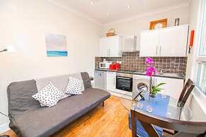 City view flat at Liverpool st Brick Ln