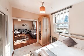 City view flat at Liverpool st Brick Ln