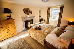 Errichel House and Cottages