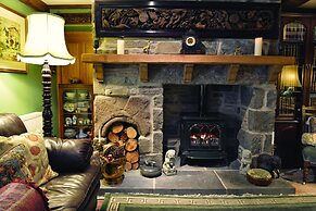 Errichel House and Cottages