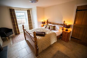 Errichel House and Cottages