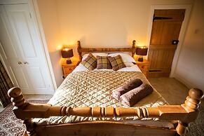 Errichel House and Cottages