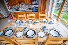 Errichel House and Cottages