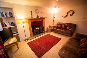 Errichel House and Cottages