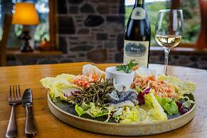 Errichel House and Cottages