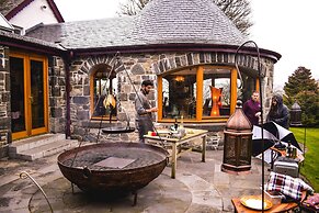 Errichel House and Cottages