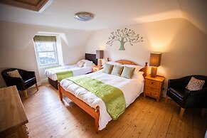 Errichel House and Cottages