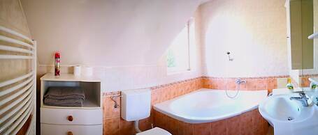 Aurora Premium Home