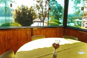 Marina e Pousada Porto do Sol