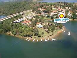 Marina e Pousada Porto do Sol