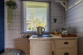 The Little Hide - Adult Only Camping Pods