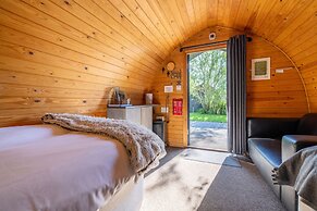 The Little Hide - Adult Only Camping Pods