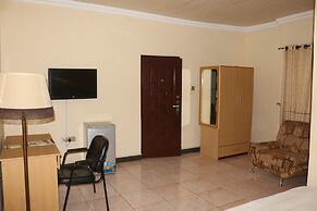 NEW POINT HOTEL AND SUITES