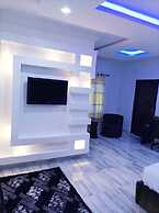 NEW POINT HOTEL AND SUITES