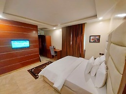 NEW POINT HOTEL AND SUITES