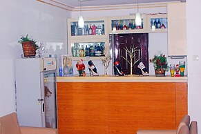 Fresh Spring Hotels & Towers