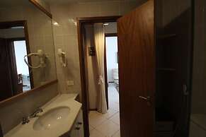 GoHouse Real Residence 1609