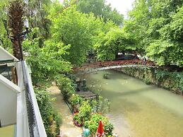 Arikanda River Garden Hotel