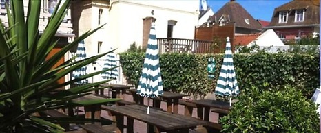 Auberge Riva Bella - Hostel