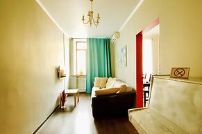 LUXKV Apartment on Prechistenka 17
