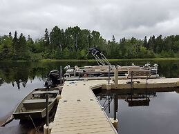 Striper Fishing & Hunting Lodge