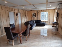 Striper Fishing & Hunting Lodge