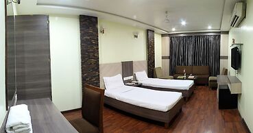 Hotel puneet international