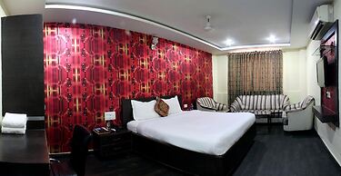 Hotel puneet international