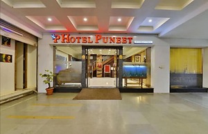 Hotel puneet international