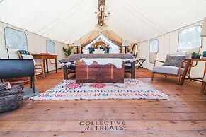 Collective Hill Country Retreat