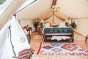 Collective Hill Country Retreat