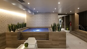 Luxury Residence Suites